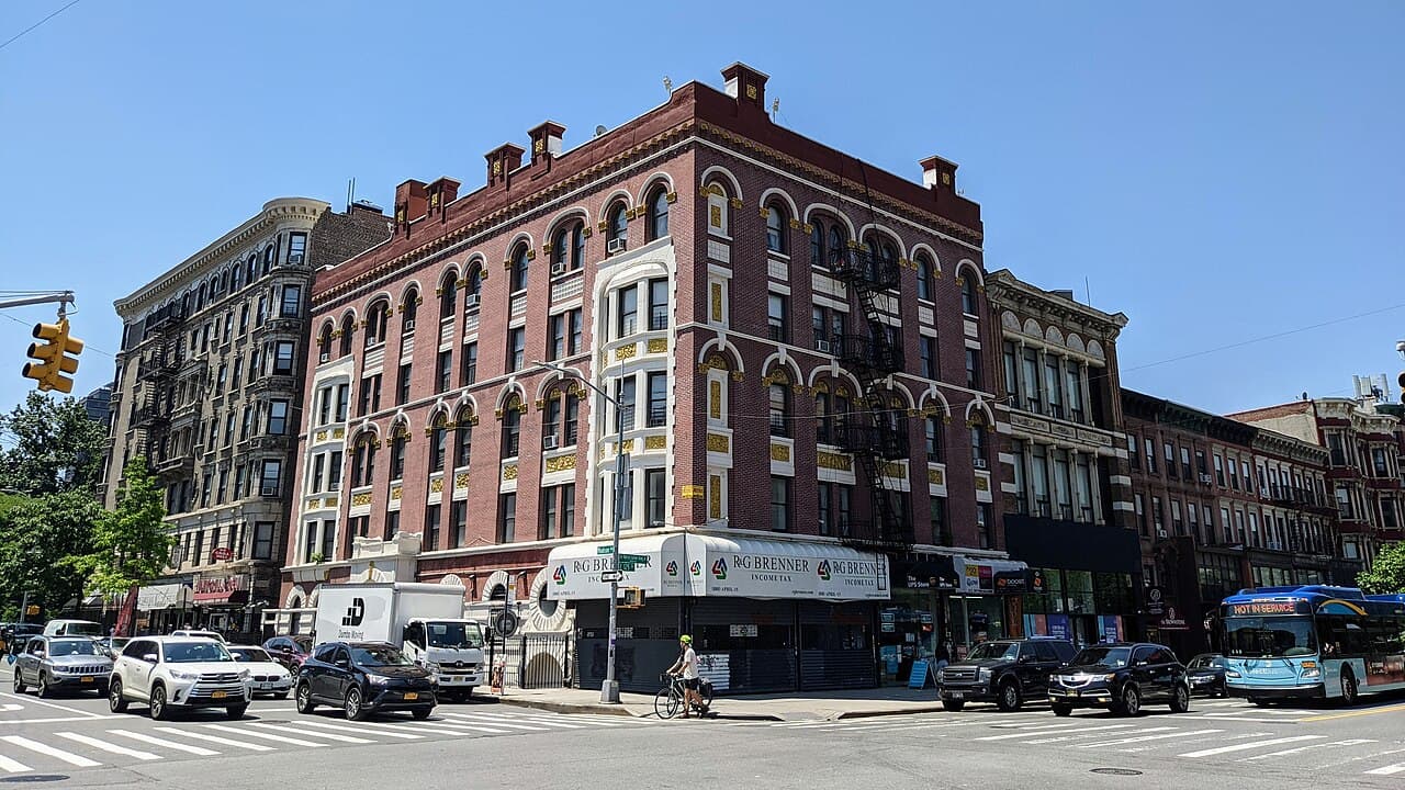 East Harlem, near 125 St