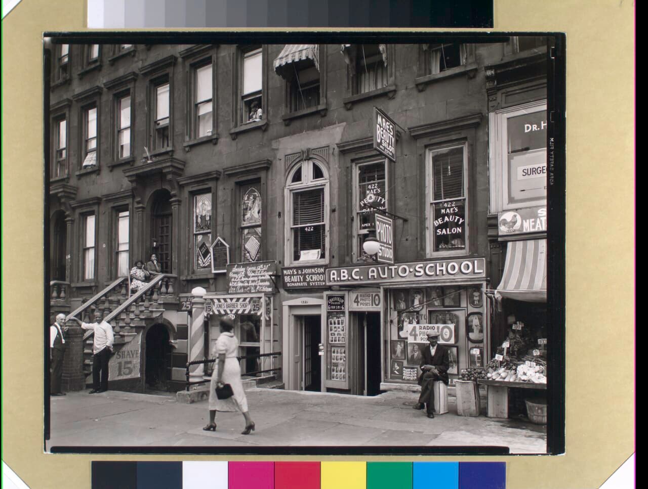 Harlem, on Lenox, near 125 St