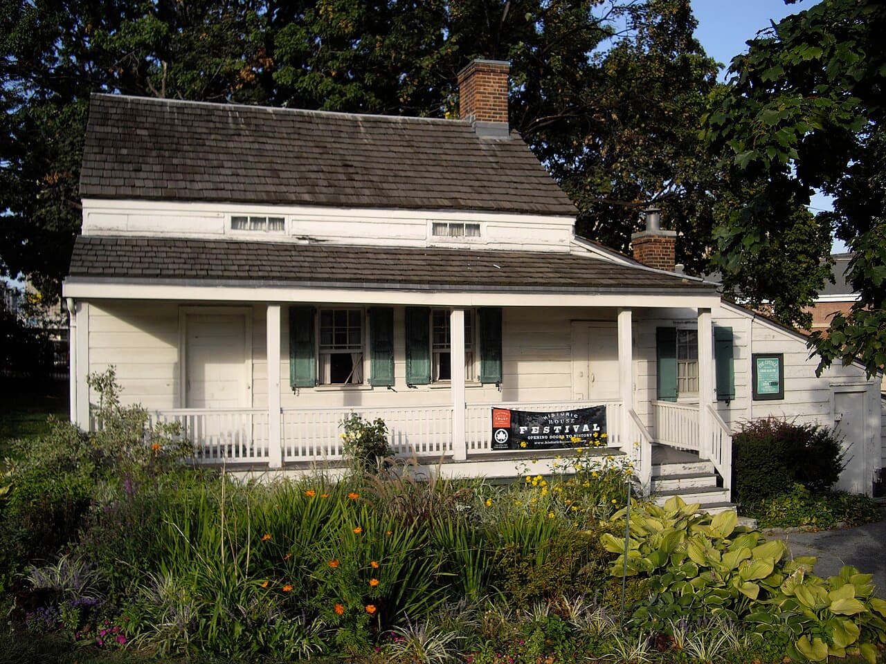 Poe Cottage, near Kingsbridge Rd