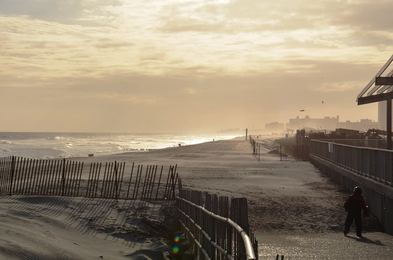 Rockaway Beach, near Rockaway Park-Beach 116 St